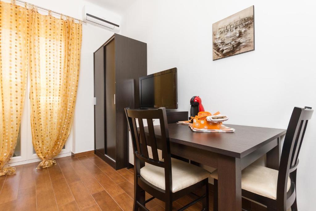 Apartments Naja Split Habitación foto